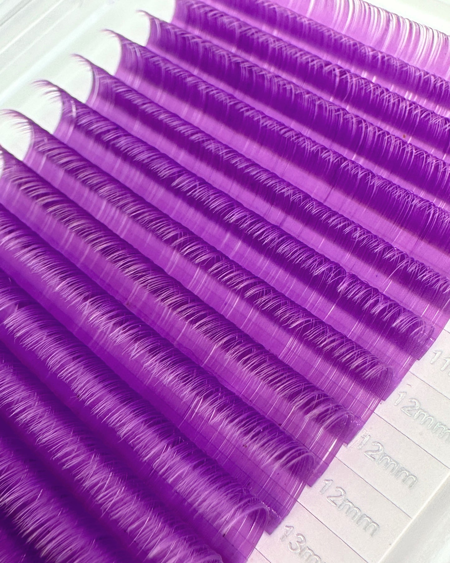 .05 Color Lash Trays